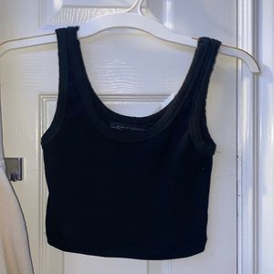 black crop top from signature 8// small